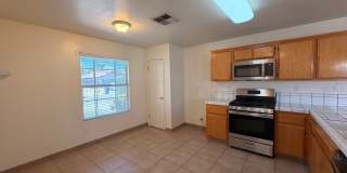 NW Bakersfield home! Gallery 4