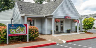 Fernwood Court Gallery 24