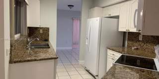 12447 NW 7th St Gallery 5