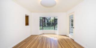 Stately Two Story Home w/ Serene Backyard in Crescent Park Gallery 5