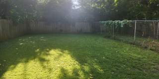 Beautiful remodeled 3BR, 1.5 Bth with garage and fenced backyard with newer stainless appliances Gallery 31