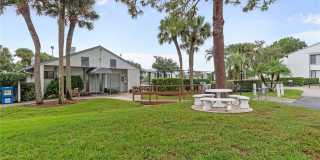1182 PINE RIDGE Circle W Gallery 26