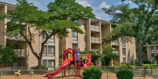 Aspen Hill Gallery 17