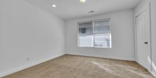2348 Court R Gallery 34