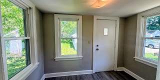 Two bedroom one bathroom single level home for rent Gallery 10