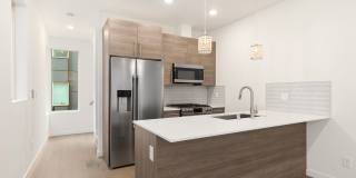 West Seattle Townhome - 2 Bedroom PLUS Den Gallery 6