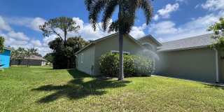 944 SE Browning Ave Gallery 1