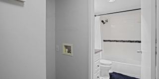 700 7th Street Southwest Gallery 11