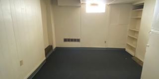 *AVAILABLE NOW!! ASK ABOUT OUR LEASING SPECIALS!!* BEAUTIFUL Fully Renovated Apartments Gallery 2