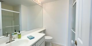 Waterfront Condo on the Buena Vista Lagoon - 5 mins from Carlsbad Village! Gallery 18