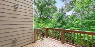 Stunning & Spacious Downtown Kennesaw Townhome 3 Bed 3.5 Bath w/2 Car Garage! Gallery 12