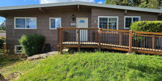 Updated 2-Story home with Day light basement. Big lot w/ RV & Boat parking Gallery 1