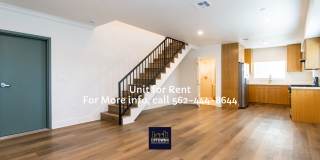 Townhome - 3 Bedrooms-2.0 Baths - Cudahy Gallery 1