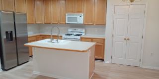 21477 RUSTY BLACKHAW Square 21477 RUSTY BLACKHAW Square Gallery 6