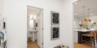 Marglyn Matthews Gallery 17