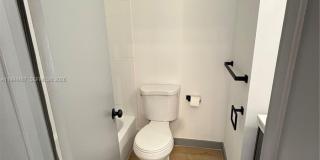 1320 Drexel Ave Gallery 16