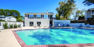 Lee`s Crossing Gallery 1