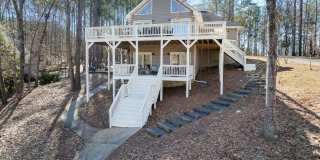 Lakefront Oconee Home Gallery 1