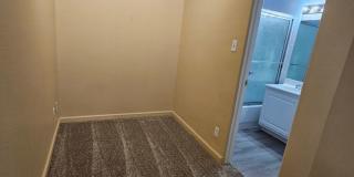 Great DU Condo Steps Away From Everything DU Gallery 16
