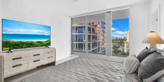 151 N Seabreeze Blvd Gallery 25