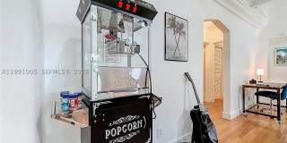 1419 NE 4th Ct Gallery 9