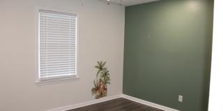 335 Poplar Avenue Gallery 12