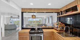 3960 Oaks Clubhouse Drive Gallery 27