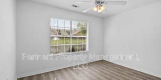 1128 West Hendrix Street Gallery 7