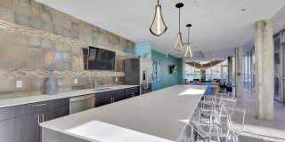 1000 Grant Gallery 27