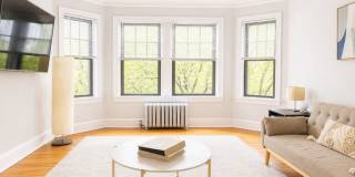 3600 North Claremont Gallery 1