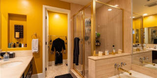 10560 Wilshire Boulevard Gallery 7