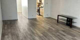 10215 Variel Avenue Gallery 2