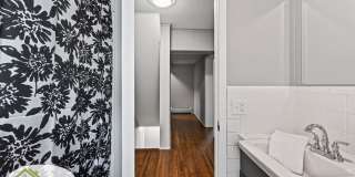 Recently Remodeled 4 Bedroom House Gallery 11
