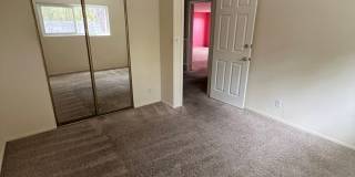 Newbury Park - Three bedroom, bonus room (could be 4th bedroom, 2.5 bathrooms Gallery 29