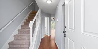 2 Bedroom Condo For Rent Near Post! Gallery 5