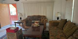 Cozy 2 Bedroom Home Gallery 12