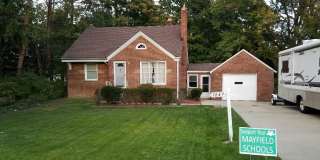 3 bedroom Bungalow with finished basement.. Gallery 1