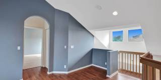 Amazing 4 Bedroom, 3 Bath home plus large 21'x11' loft located in Parkland Isles! Gallery 13