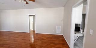 Beautiful 3-Bedroom, 3-Bath Home w/Study in Charleston, SC Gallery 6