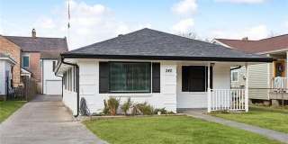 240 ANGELA Street Gallery 1