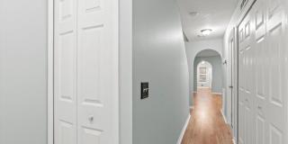 Charming 3BR Townhome in Jacksonville Gallery 14