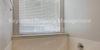 Beautiful 3 Bed 2 Bath in Edmond Gallery 4