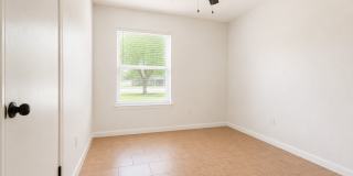 Beautifully Renovated 3 Bedroom • 2 Bathroom Home in Largo, Florida Gallery 11