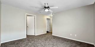 Capitol Grove Apartments Gallery 36
