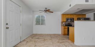 6627 N 27th Ave Gallery 8