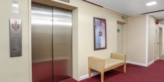 Farmington Oaks Gallery 30