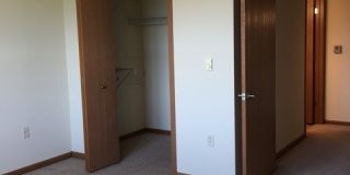 Hometown Grove Apartments Gallery 12