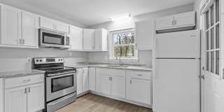 Beautiful 3BR Home in SE Raleigh - Fully Renovated + HUGE Fenced in Yard! Gallery 8