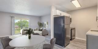 Crossings at Midtown Gallery 14