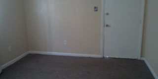 4211 Hamilton Street Gallery 6